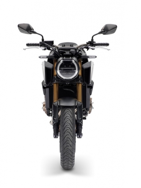 Honda CB650R: klasický styl naháče - 13 - 1 Honda CB 650 R (2)