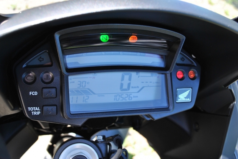 Test Honda Crosstourer DCT Full Travel Pack: automatický cestovatel - 8 - Honda Crosstourer DCT 2014 Honda Crosstourer 201409