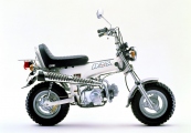 1 Honda Dax 1979 ST50 (8)