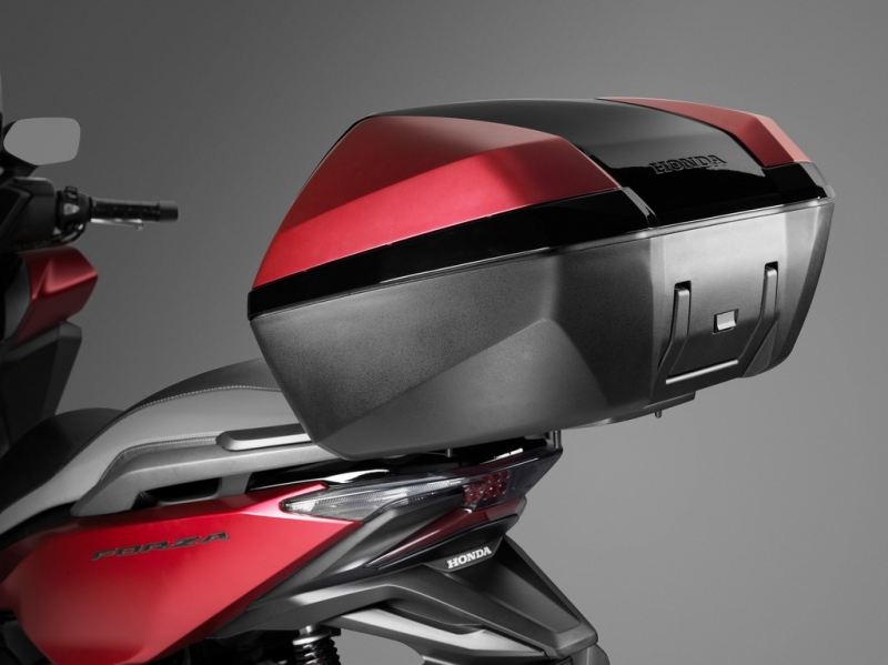 Honda Forza 125 2018: s elektrickým štítem - 27 - 1 Honda Forza 125 2018 (29)