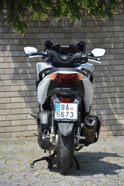 Test Honda Forza 125 ABS: pohodlný maxiskútr - 3 - 1 Honda Forza 125 test01