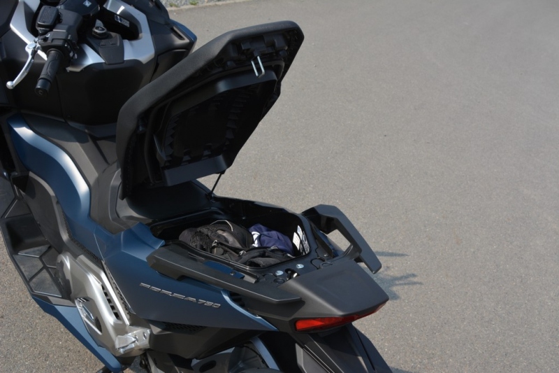 Test Honda Forza 750 DCT: maximální komfort - 39 - 1 Honda Forza 750 test  (5)