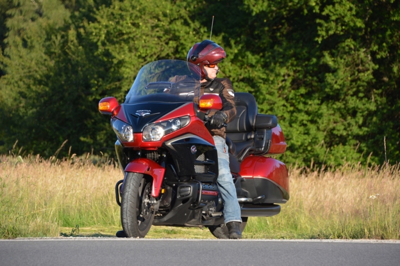 Test Honda GL1800 Gold Wing Deluxe 2015: životní styl - 5 - 3 Honda GL1800 Gold Wing Deluxe 2015 test32