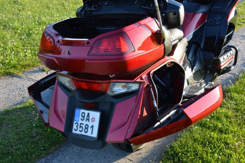 Test Honda GL1800 Gold Wing Deluxe 2015: životní styl - 36 - 3 Honda GL1800 Gold Wing Deluxe 2015 test39
