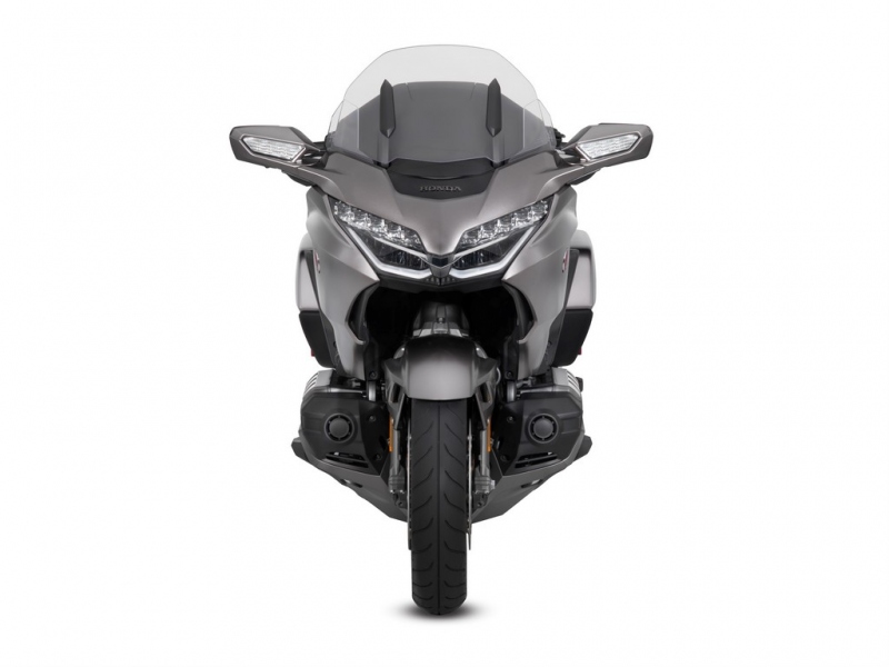 Honda GL1800 Gold Wing 2018: ostřejší a lehčí - 37 - 1 Honda GL 1800 Goldwing 2018 (24)