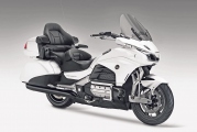 1 Honda Gold Wing odpruzeni1