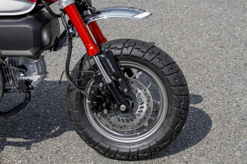 Honda Monkey 125 2018: retro s moderními prvky - 12 - 1 Honda Monkey 2018 (14)