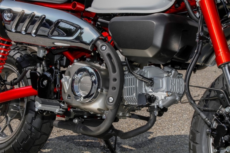 Honda Monkey 125 2018: retro s moderními prvky - 15 - 1 Honda Monkey 2018 (17)