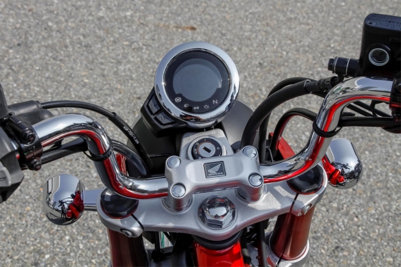 Honda Monkey 125 2018: retro s moderními prvky - 17 - 1 Honda Monkey 2018 (19)