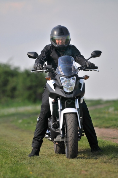 Test Honda NC 750 X: stvořena na cesty - 13 - 1 Honda NC 750 X01