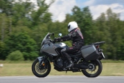 1 Honda NT1100 test (2)