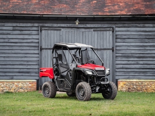 Honda Pioneer 520 UTV 2021: praktický i zábavný