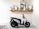 1 Honda SH125i Marmo Hanami (7)