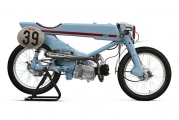 1 Honda Super Cub Deus Japan01