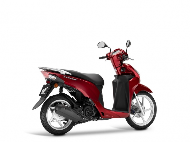 Honda Vision 110: lehký skútr do města - 3 - 1 Honda Vision 110 (3)