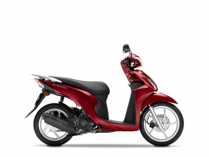 Honda Vision 110: lehký skútr do města - 7 - 1 Honda Vision 110 (6)