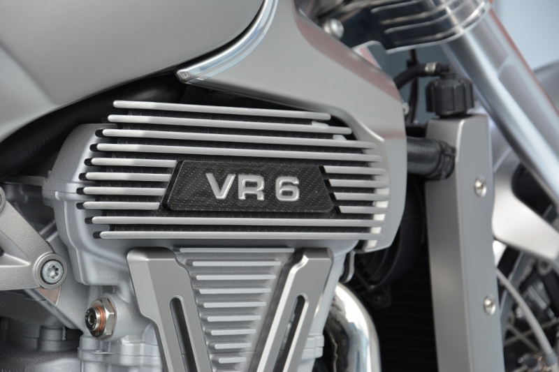 Horex VR6 Silver Edition 2016: znovuzrození značky - 9 - 1 Horex VR6 2015 Silver Edition06