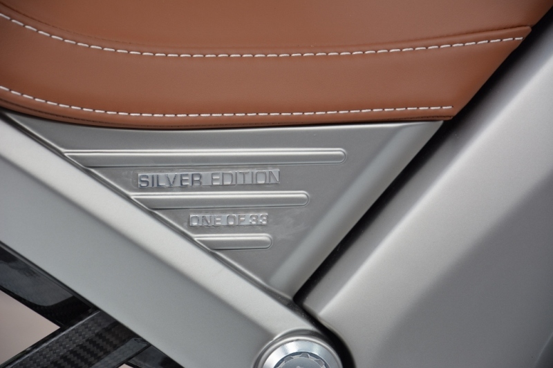 Horex VR6 Silver Edition 2016: znovuzrození značky - 16 - 2 Horex VR6 2015 Silver Edition15