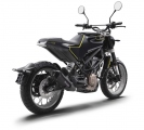 1 Husqvarna 401 Svartpilen9