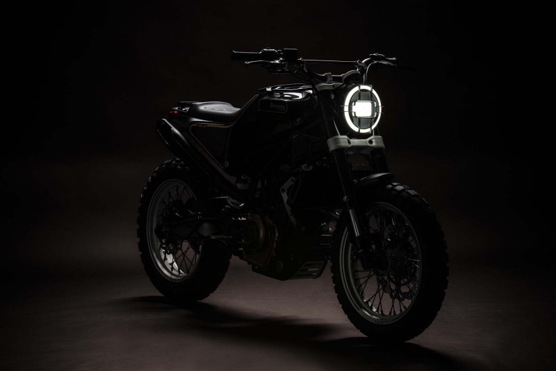 Husqvarna 401 Svartpilen: Černý šíp - 5 - Husqvarna 401 Svartpilen Husqvarna 401 Svartpilen (5)
