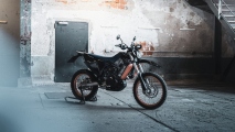 1 Husqvarna 701 Enduro LR Replay Limited Edition (2)