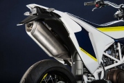 Husqvarna 701 Supermoto Husqvarna 701 supermoto03