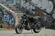 1 Husqvarna Svartpilen 401 test (6)