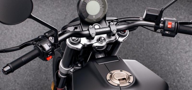 Husqvarna Svartpilen 701: rebelie v černém - 17 - 1 Husqvarna Svartpilen 701 (27)