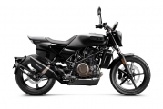 1 Husqvarna Svartpilen 701 (23)