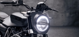 1 Husqvarna Svartpilen 701 (27)