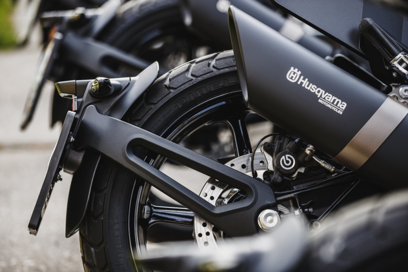 test svartpilen 701