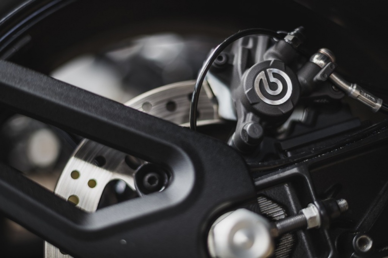 Test Husqvarna 701 Svartpilen: černý rytíř - 37 - 1 Husqvarna Svartpilen 701 test (4)