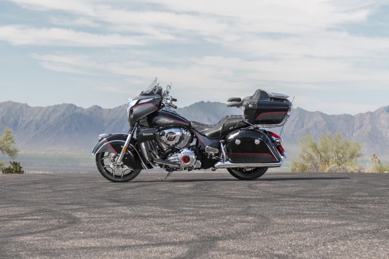 Indian Roadmaster Elite 2020: ručně lakovaný  - 3 - 1 Indian Roadmaster Elite 2020 (6)