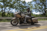 1 Indian Thunderstroke Roadmaster Dark Horse 2021 (6)