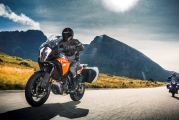 1 KTM 1290 SUPER ADVENTURE S15