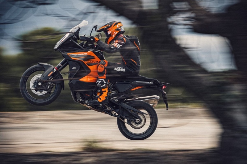 KTM 1290 Super Adventure S: s výkonem 160 koní - 10 - 1 KTM 1290 SUPER ADVENTURE S (4)