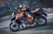 KTM 1290 SuperDuke GT 2016 KTM 1290 SUPER DUKE GT_02