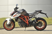 1 KTM 1290 Super Duke R test (25)