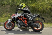 2 KTM 1290 Super Duke R test (45)