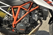 1 KTM 1290 Super Duke R test (4)