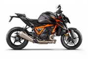 1 KTM 1390 Super Duke R (12)