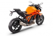 1 KTM 1390 Super Duke R (18)