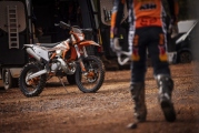 1 KTM 300 EXC TPI Erzbergrodeo 2022 (10)