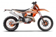 1 KTM 300 EXC TPI Erzbergrodeo MY21_Static