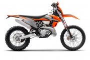 1 KTM 300 EXC TPI MY21_Static-2