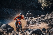 1 KTM 350 EXC-F MY21_Action