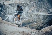 1 KTM 390 Adventure 2023 (1)