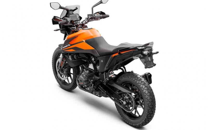 KTM 390 Adventure: cestovní enduro pro mladé - 5 - 1 KTM 390 Adventure (4)