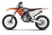 1 KTM 450 SX-F 2021 Studio