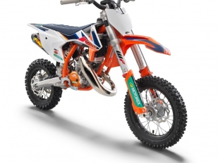 KTM 50 SX Factory Edition 2021: motokroska pro děti